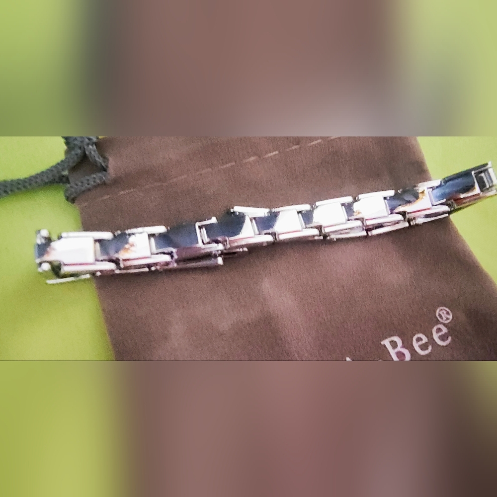 Silver Reversible Magnetic Chain Bracelet NEW 7.5 Inches